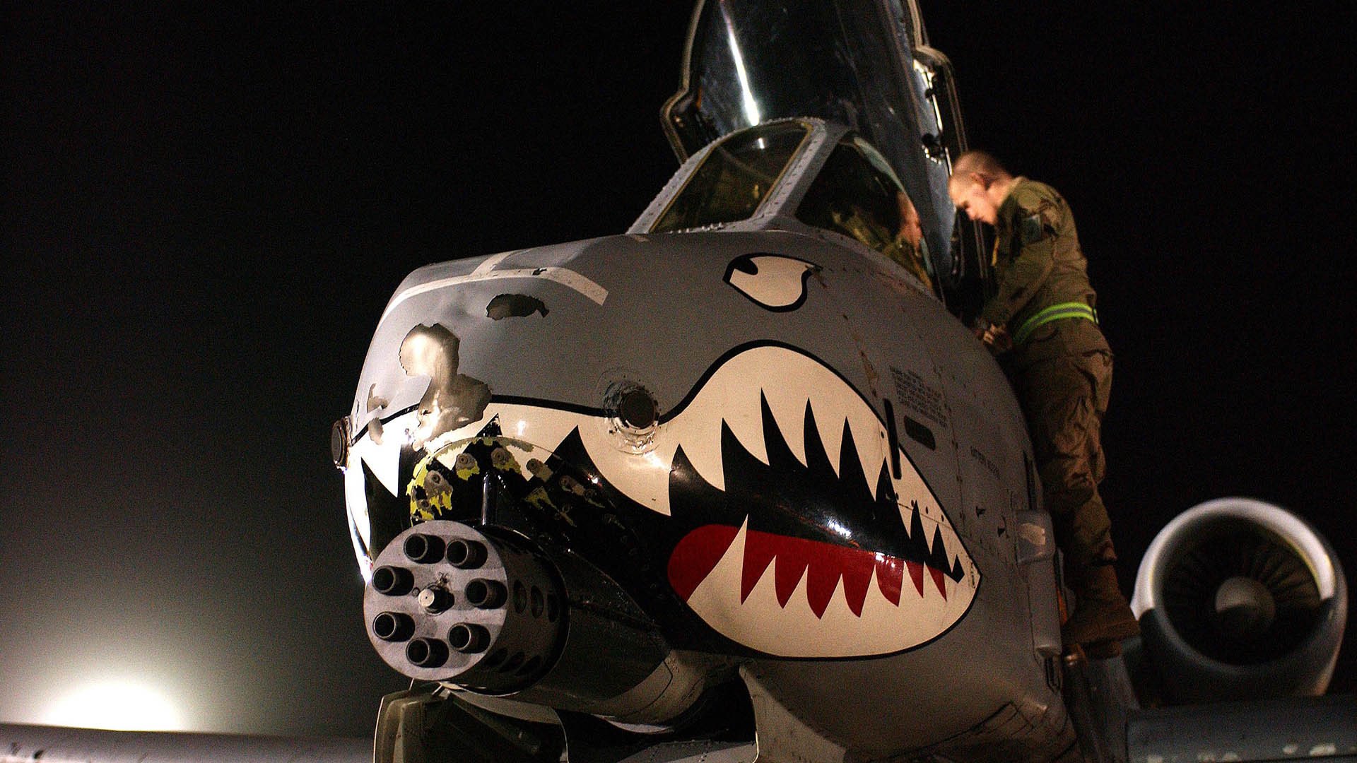 佛罗伦萨-险胜克罗托内,继续保持领先,佛罗伦萨中文官方网站