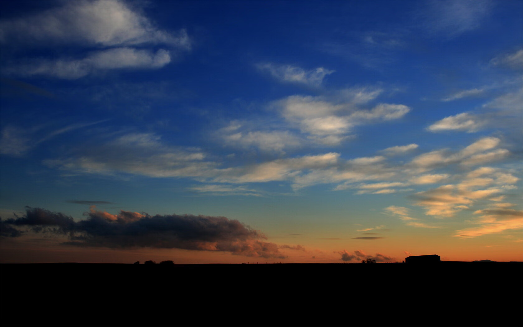 塞维利亚客场2-2战平莱加内斯,保级希望仍在,塞维利亚西甲