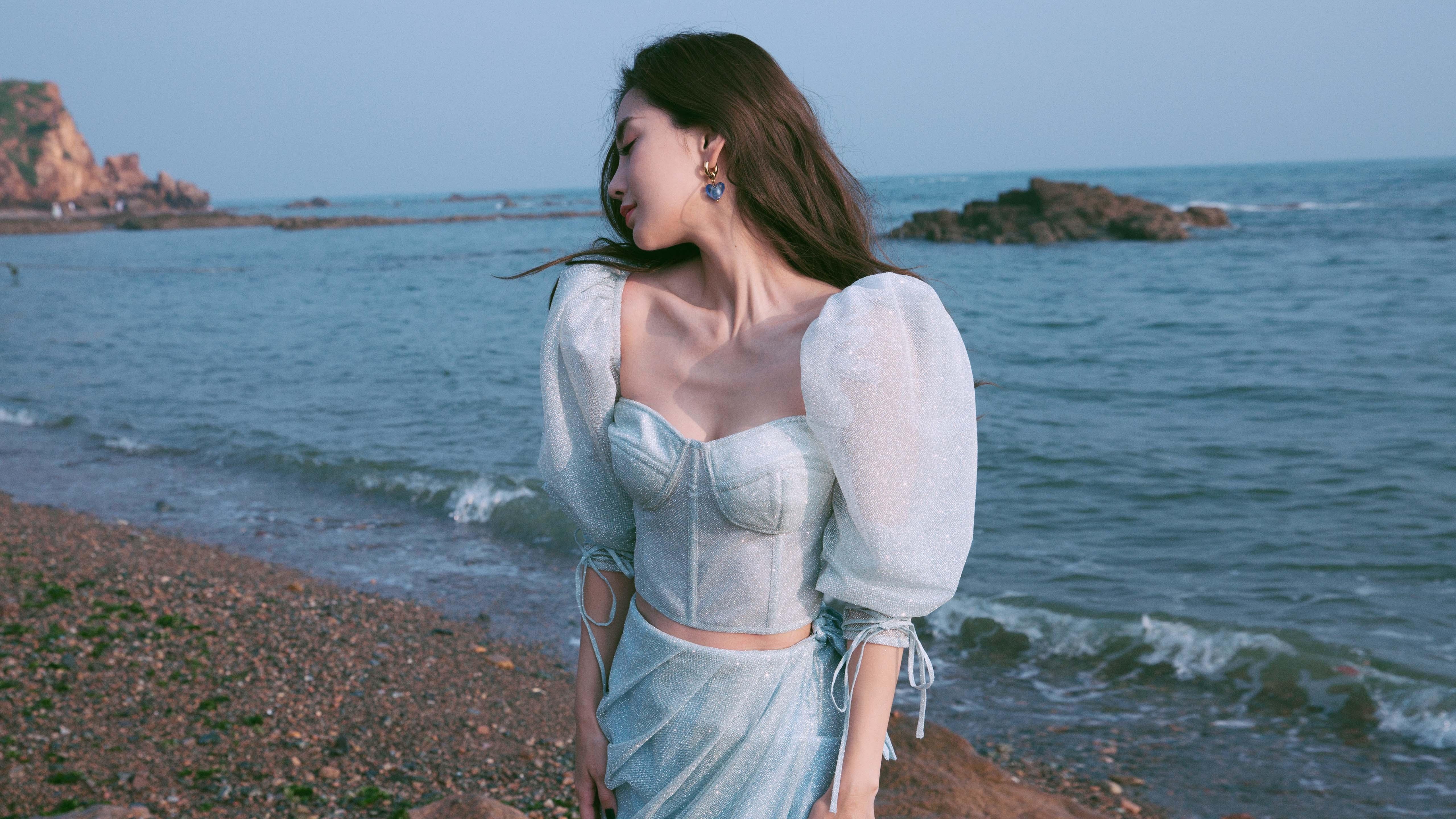 Leyu Sport下载-足球赛场精彩绝伦，比赛结果扣人心弦，足球赛场上精彩的瞬间句子