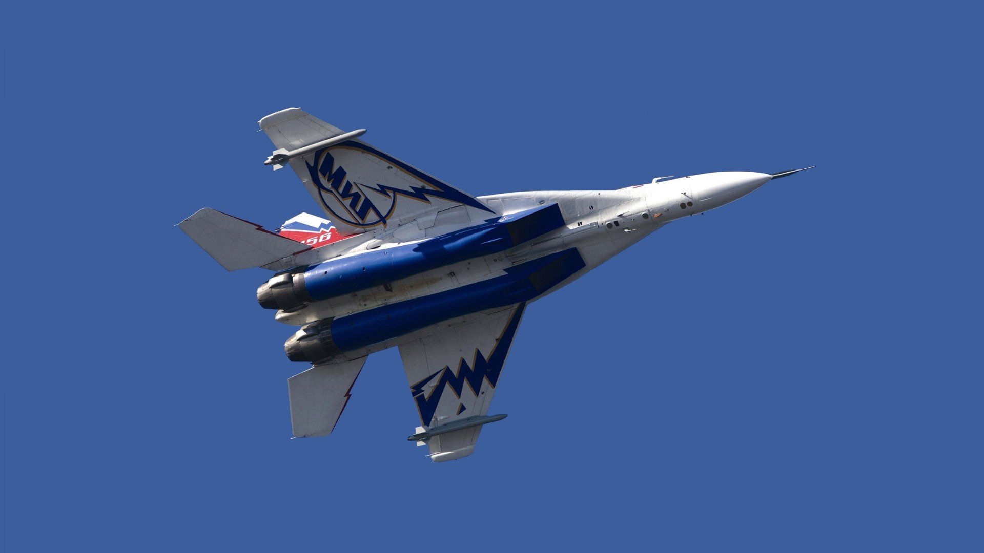 仰泳对决韩国表现冷静自信，仰泳 2017