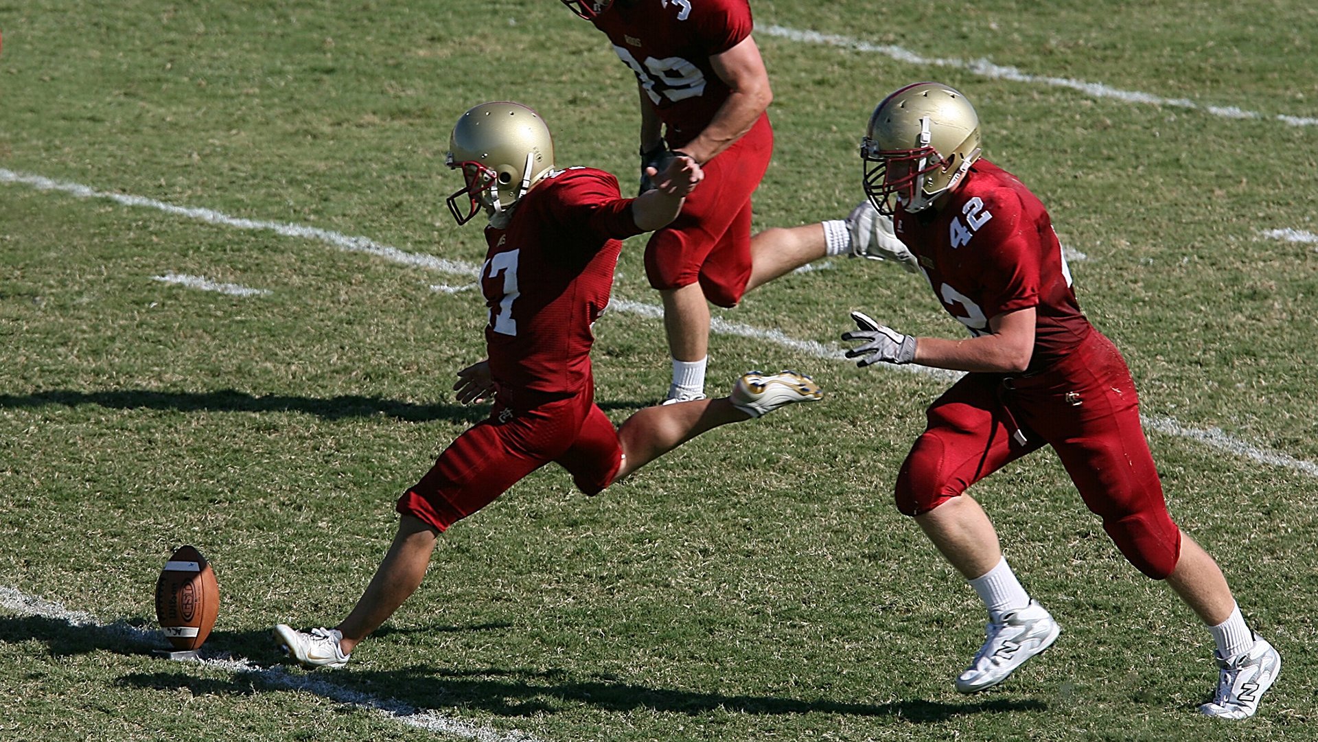 乐鱼官网-英超的商业广告合作案例，英超场边led广告报价