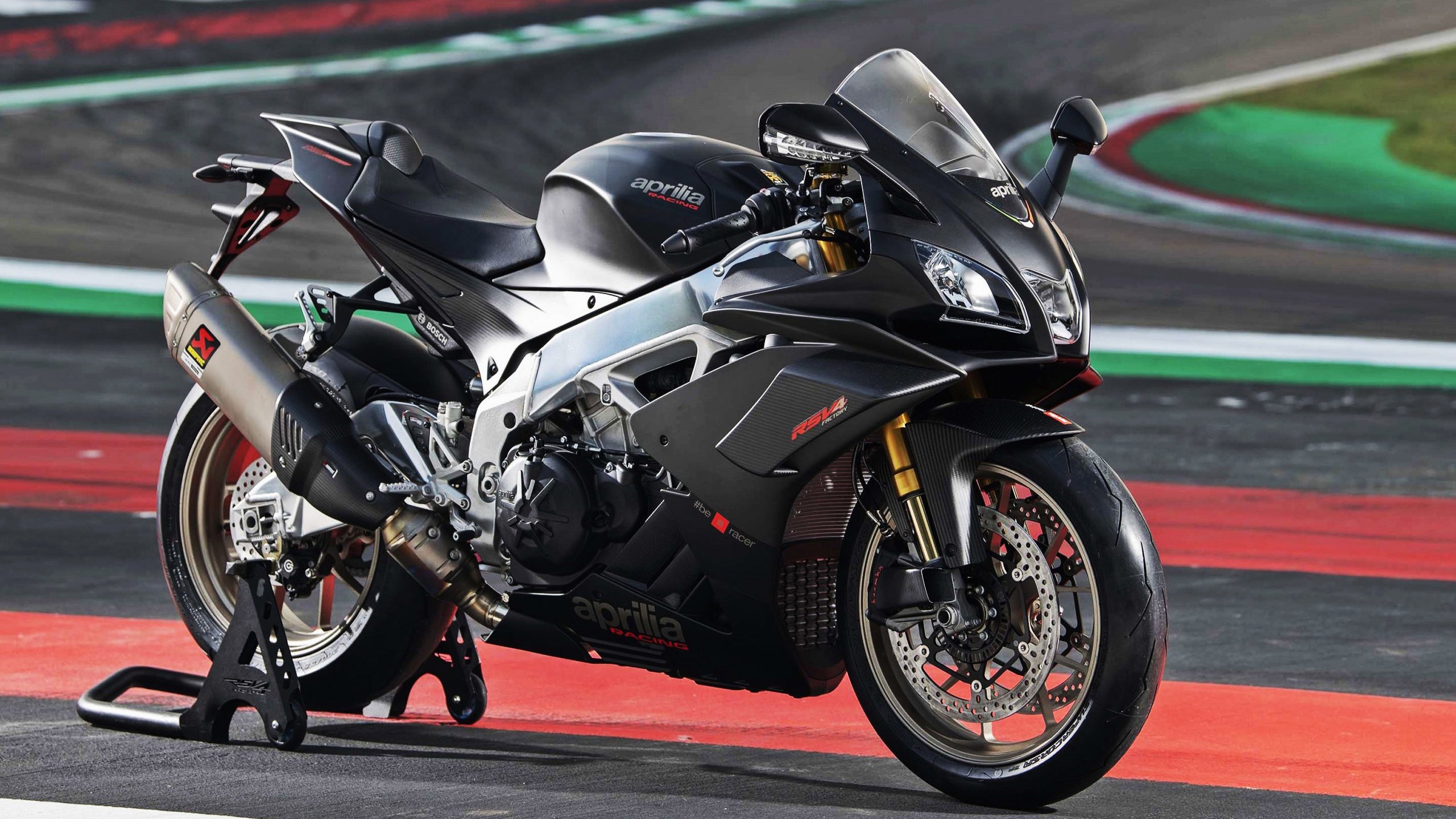 里根·史密斯200米仰泳决赛精彩亮相,美国游泳名将史密斯